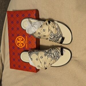 Tory Burch Bandana Sandals 8.5